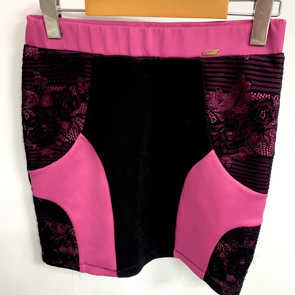 BEBE SKIRT